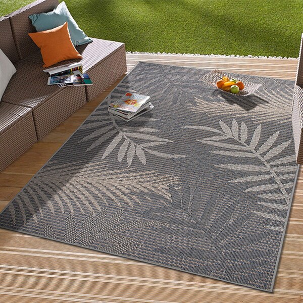 World Rug Gallery Bahama Palm Frond Indoor/Outdoor Non-Shedding Area Rug 5' x7' Gray - 430GRAY5X7