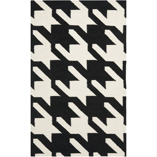 Safavieh 3 Ft. X 5 Ft. Small Rectangle Contemporary Dhurries- Black And Ivory- Flatweave Rug - DHU570A-3