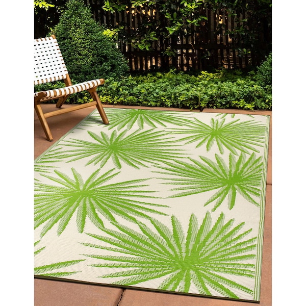 World Rug Gallery Floral Tropical Reversible Recycled Plastic 3' X 5' Green Outdoor Rug - 6075GREEN3X5