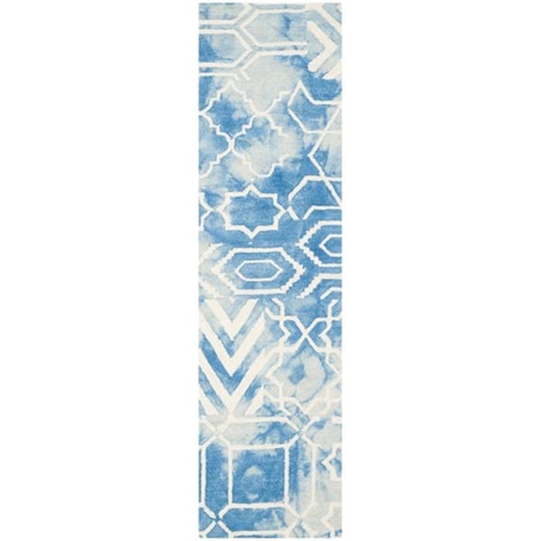 Safavieh Dip Dye Hand Tufted Square Rug, Blue - Ivory, 7 x 7 ft. - DDY678G-7SQ