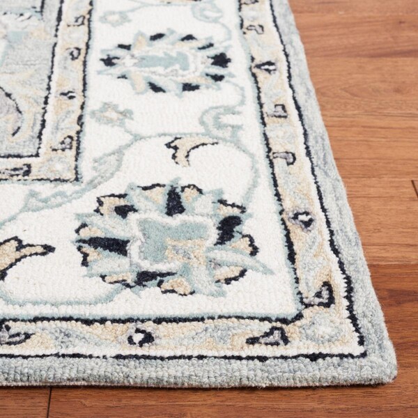 Safavieh 2 ft. 3 in. x 9 ft. Micro-Loop Global & Traditional Runner Rug Grey & Ivory - MLP384F-29