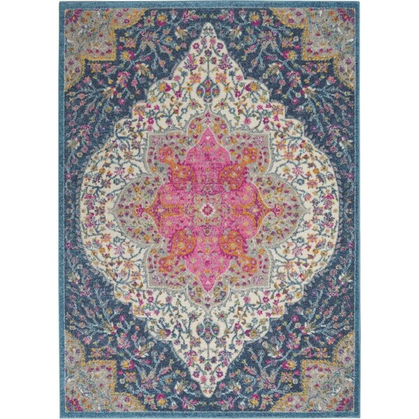 Homeroots 4 x 6 ft. Blue & Pink Medallion Area Rug - 385745