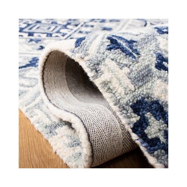 Safavieh Aspen Hand Tufted Square Area RugGrey & Navy 7 x 7 ft. - APN826F-7SQ