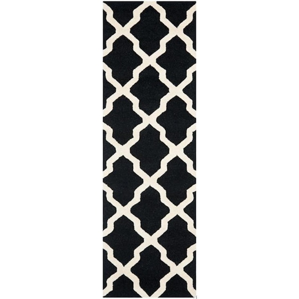 Safavieh 6 x 9 ft. Medium Rectangle Transitional Cambridge- Black and Ivory Hand Tufted Rug - CAM121E-6