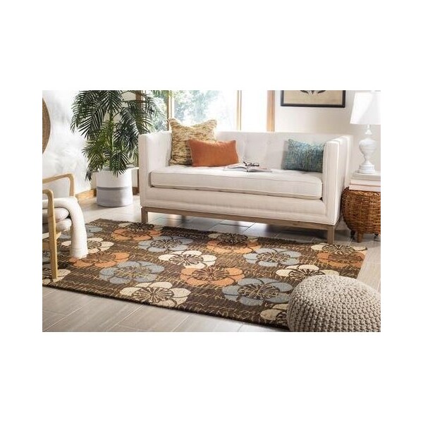Safavieh 2 ft.-6 in. x 4 ft. Blossom Hand Hooked Accent Area Rug, Brown and Multicolor - BLM923A-24