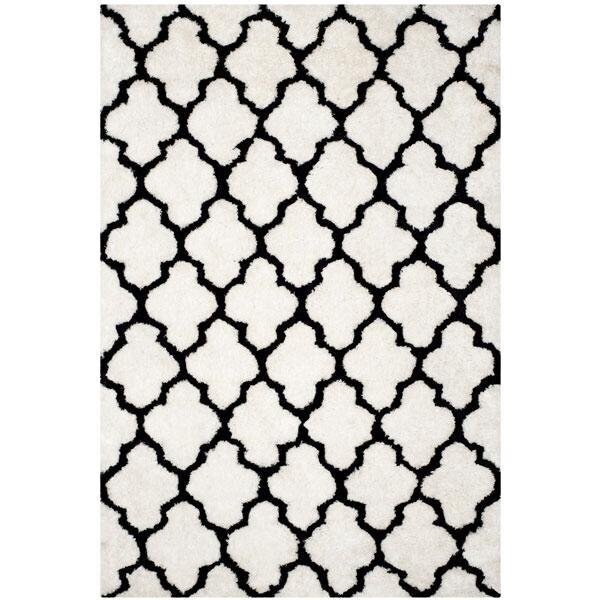 Safavieh Barcelona Shag Hand Tufted Rectangle Rug- Ivory - Black- 2 x 3 ft. - BSG319C-2