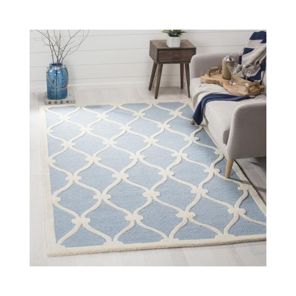 Safavieh Cambridge Hand Tufted Rectangle RugBlue & Ivory 3 x 5 ft. - CAM710B-3