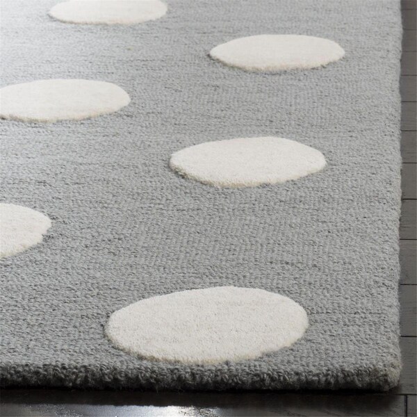 Safavieh Kids Hand Tufted Square RugGrey & Ivory 5 x 5 ft. - SFK904C-5SQ