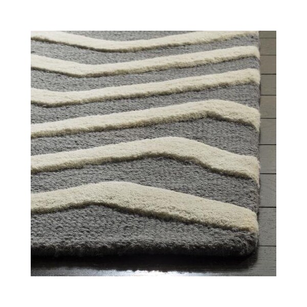 Safavieh Cambridge Hand Tufted Runner Rug- Dark Grey - Ivory- 2 ft. 6 in. x 10 ft. - CAM714D-210
