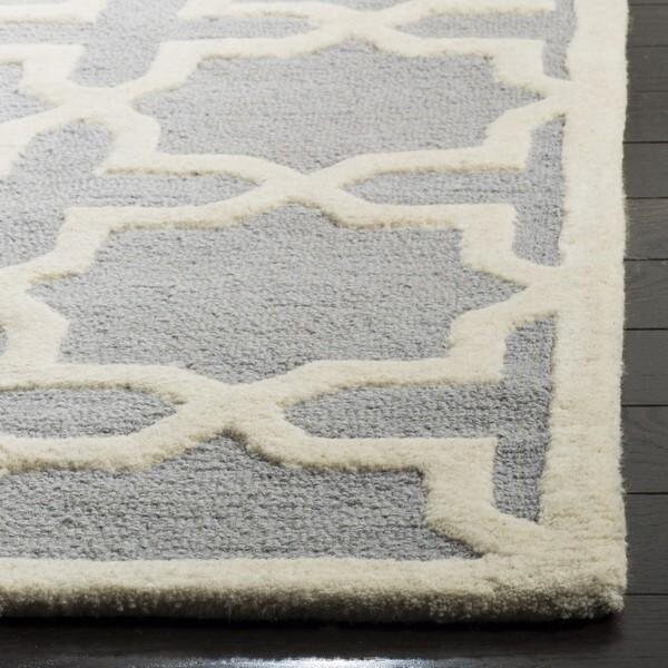 Safavieh Cambridge Square RugSilver & Ivory 4 x 4 ft. - CAM125D-4SQ
