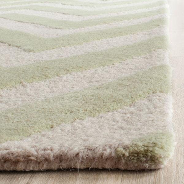 Safavieh Cambridge Hand Tufted Accent Rug- Light Green - Ivory- 2 x 3 ft. - CAM139B-2