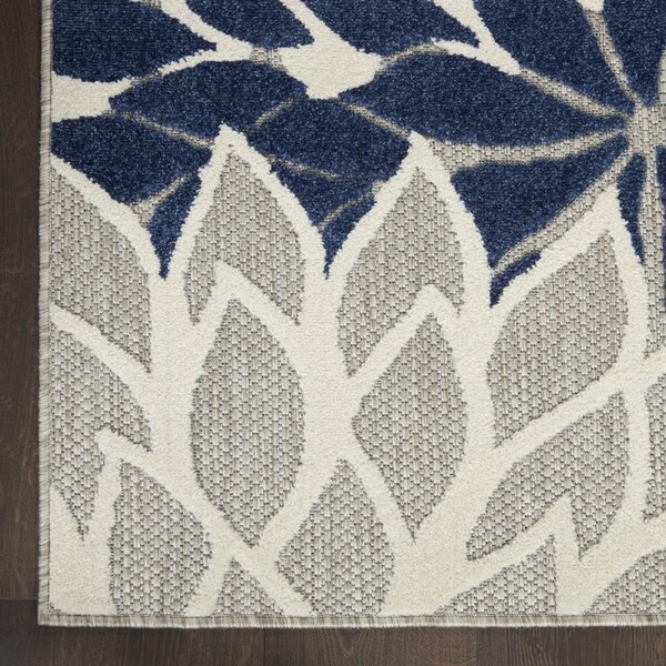 Homeroots 2 x 8 ft. Ivory & Navy Indoor & Outdoor Runner Rug - 384829