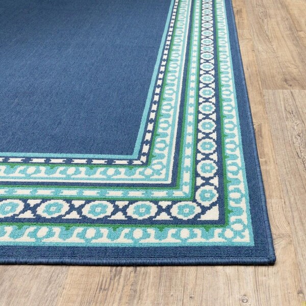 Homeroots 2 x 3 ft. Navy & Green Geometric Indoor & Outdoor Scatter Area Rug - 388925