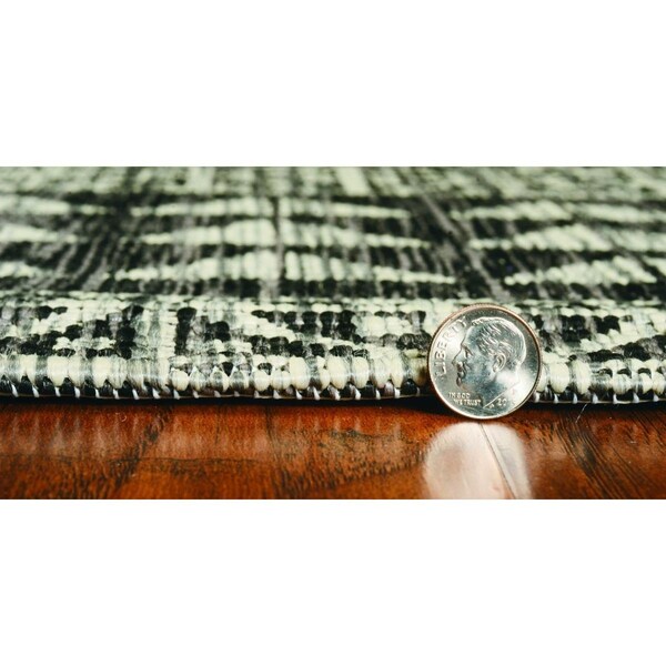 Homeroots 39 x 59 in. Charcoal Polypropylene Rug - 375219