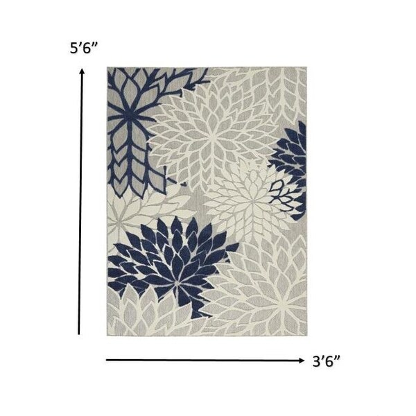 Homeroots 4 x 6 ft. Ivory & Navy Indoor & Outdoor Area Rug - 384831