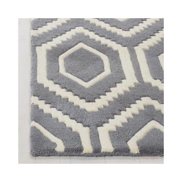 Safavieh Chatham Hand Tufted Accent Rug, Dark Grey and Ivory - 2 x 3 ft. - CHT731D-2