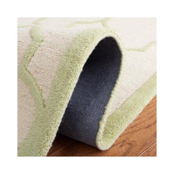 Safavieh Cambridge Hand Tufted Runner RugIvory & Light Green 2 ft.-6 in. x 8 ft. - CAM134N-28