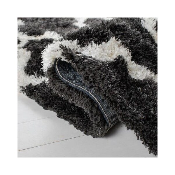 Safavieh Barcelona Shag Hand Tufted Rectangle Rug- Graphite - Ivory- 2 x 3 ft. - BSG319D-2