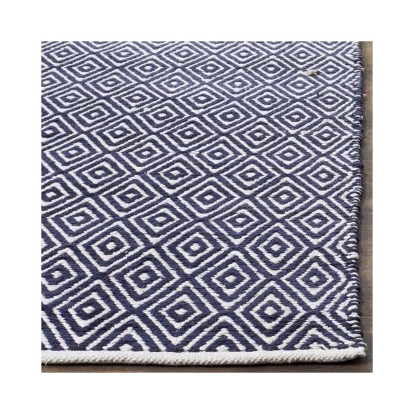 Safavieh 2 ft.-6 in. x 4 ft. Accent Boston Tufted RugNavy - BOS682D-24