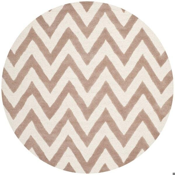 Safavieh Cambridge Hand Tufted Runner Rug- Beige - Ivory- 2 ft. 6 in. x 4 ft. - CAM139J-24