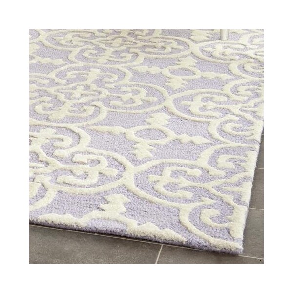 Safavieh Cambridge Hand Tufted Accent RugLavander & Ivory 2 x 3 ft. - CAM133C-2