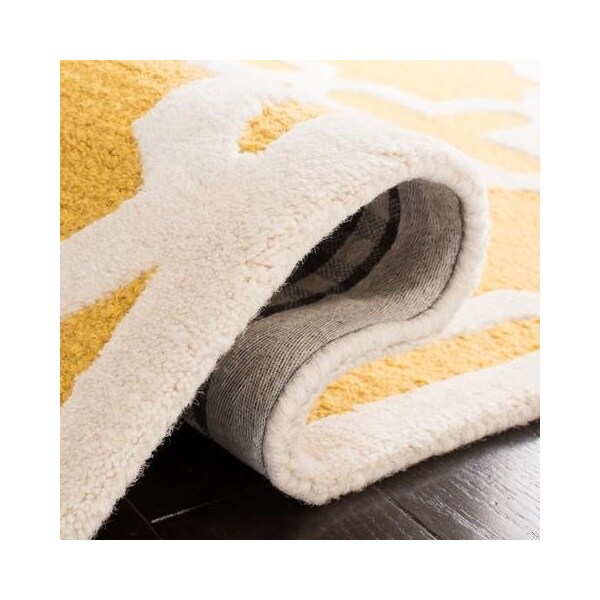 Safavieh 3 x 5 ft. Small Rectangle Transitional Cambridge- Gold and Ivory Hand Tufted Rug - CAM125Q-3