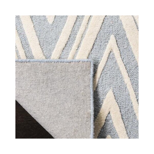 Safavieh 3 x 5 ft. Cambridge Hand Tufted Small Rectangle Area RugBlue & Ivory - CAM711B-3