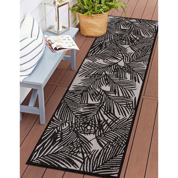 World Rug Gallery Contemporary Palm Leaf Textured Flat Weave Indoor/Outdoor Area Rug 2' x 7' Black - 118BLACK2X7