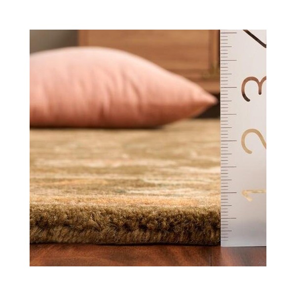 Safavieh 3 x 5 ft. Accent Traditional Antiquity- Sage and Gold Hand Tufted Rug - AT52A-3