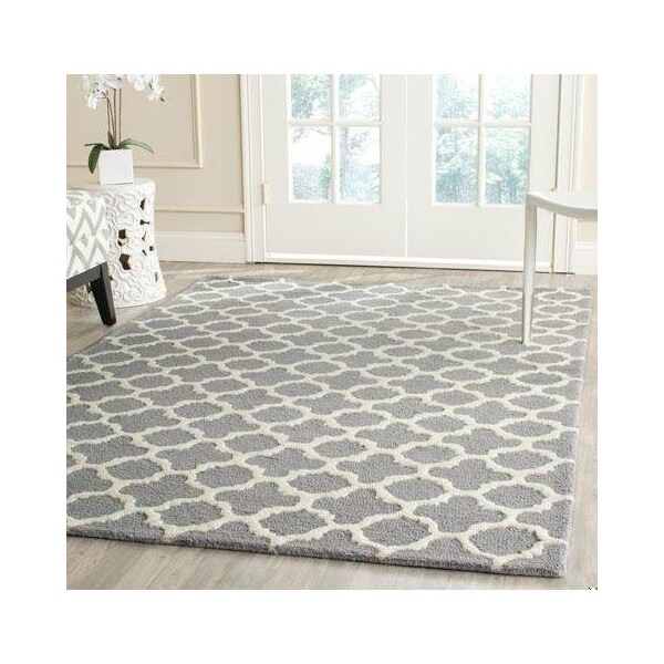 Safavieh Cambridge Hand Tufted Runner Rug- Silver - Ivory- 2 ft. 6 in. x 12 ft. - CAM130D-212