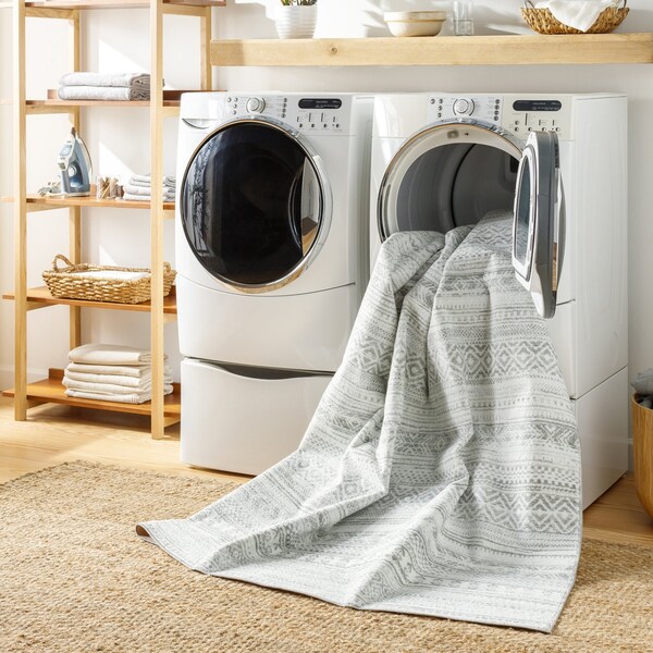 Livabliss Hera HRH-2303 Machine Washable Area Rug - HRH2303-274