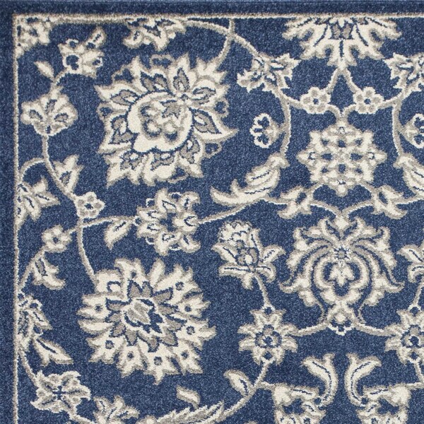 Homeroots 3 ft. 3 in. x 4 ft. 11 in. UV-Treated Polypropylene Denim Area Rug - 353454