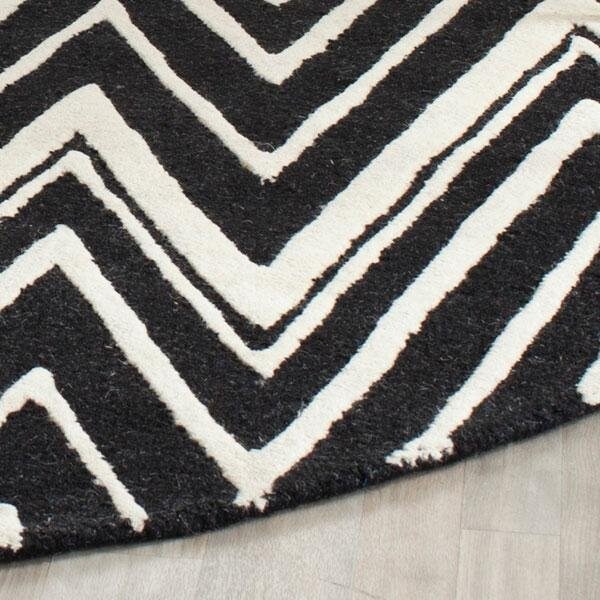 Safavieh Cambridge Hand Tufted Rectangle Rug- Black - Ivory- 2 ft. 6 in. x 4 ft. - CAM711K-24