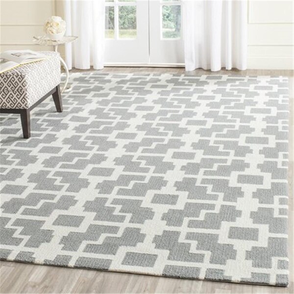 Safavieh Four Seasons Hand Hooked Rectangle Rug- Navy - Ivory- 5 x 8 ft. - FRS245H-5