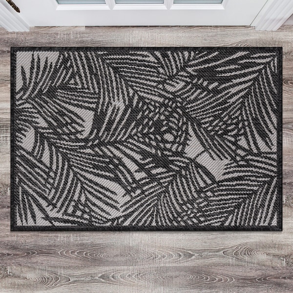 World Rug Gallery Contemporary Palm Leaf Textured Flat Weave Indoor/Outdoor Area Rug 2' x 3' Black - 118BLACK2X3