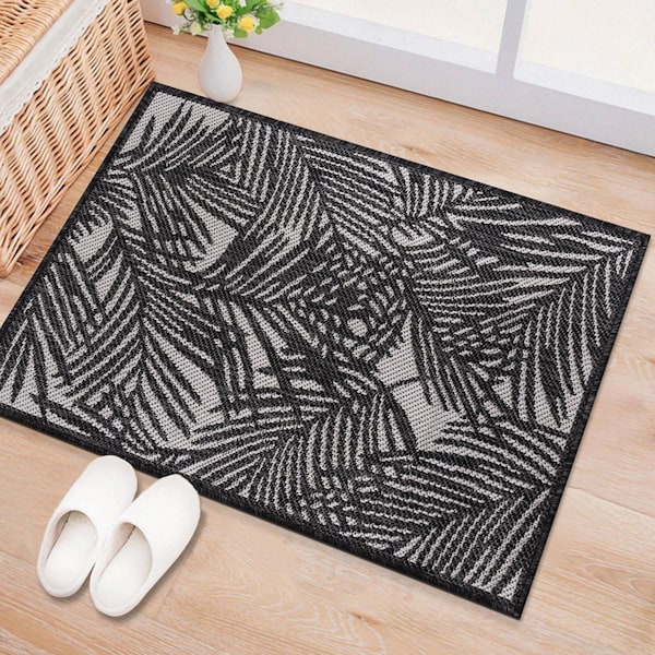 World Rug Gallery Contemporary Palm Leaf Textured Flat Weave Indoor/Outdoor Area Rug 2' x 3' Black - 118BLACK2X3