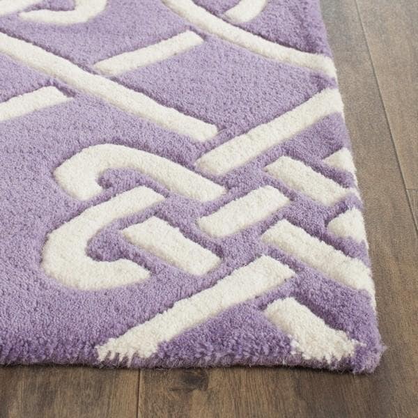 Safavieh Chatham Hand Tufted Accent RugPurple & Ivory 2 x 3 ft. - CHT754F-2