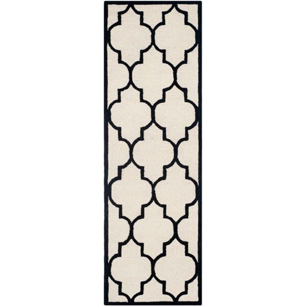 Safavieh Cambridge Hand Tufted Rectangle Rug- Ivory - Black- 2 x 3 ft. - CAM134W-2