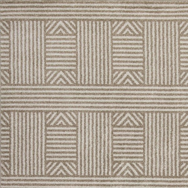 Homeroots 3 ft. 3 in. x 4 ft. 11 in. UV-Treated Polypropylene Beige Area Rug - 353458