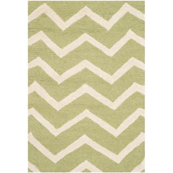 Safavieh 2 x 3 ft. Cambridge Hanf Tufted Rug, Accent - Green and Ivory - CAM714C-2