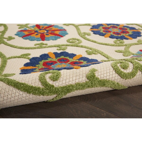 Homeroots 5 ft. Round Blue Vines Indoor & Outdoor Area Rug - 384974