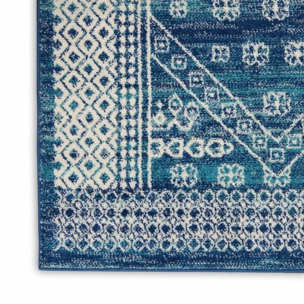 Homeroots 2 x 3 ft. Navy Blue & Ivory Persian Motifs Scatter Area Rug - 385602