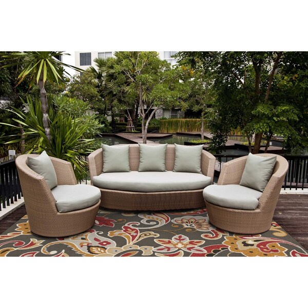 Homeroots 3 ft. 3 in. x 5 ft. 3 in. UV-Treated Polypropylene Taupe Area Rug - 353835