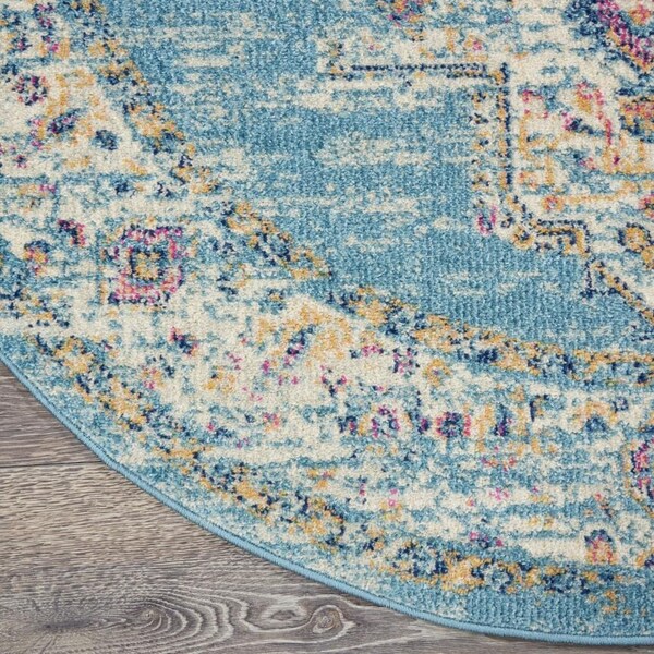Homeroots 4 ft. Round Light Blue Distressed Medallion Area Rug - 385333
