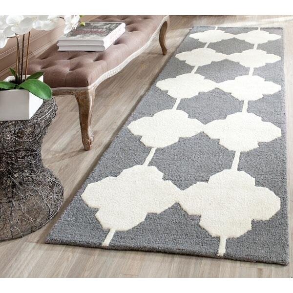 Safavieh Cambridge Hand Tufted Rectangle Rug- Dark Grey - Ivory- 2 x 3 ft. - CAM719D-2