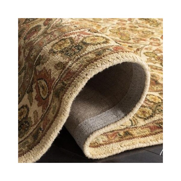 Safavieh 3 ft.-6 in. x 3 ft.-6 in. Round Traditional Antiquity- Gold Hand Tufted Rug - AT51C-4R