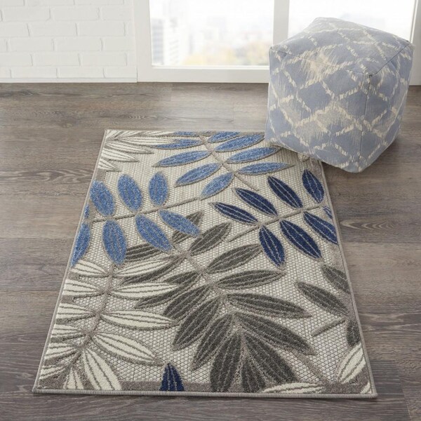 Homeroots 3 x 4 ft. Gray & Blue Leaves Indoor & Outdoor Area Rug - 384868