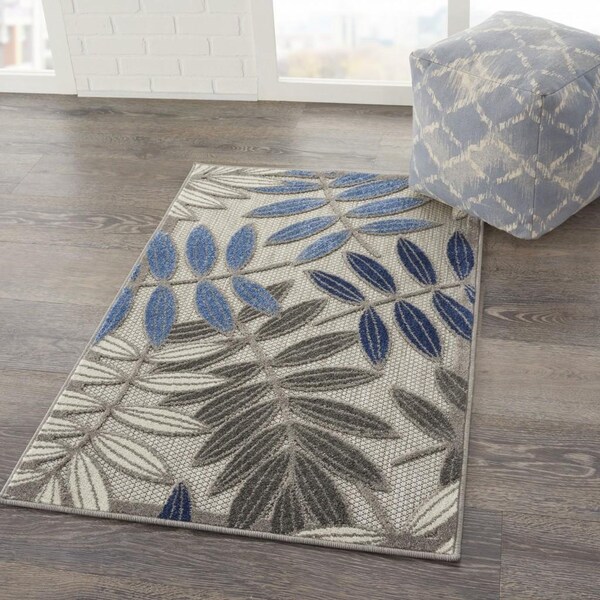 Homeroots 3 x 4 ft. Gray & Blue Leaves Indoor & Outdoor Area Rug - 384868