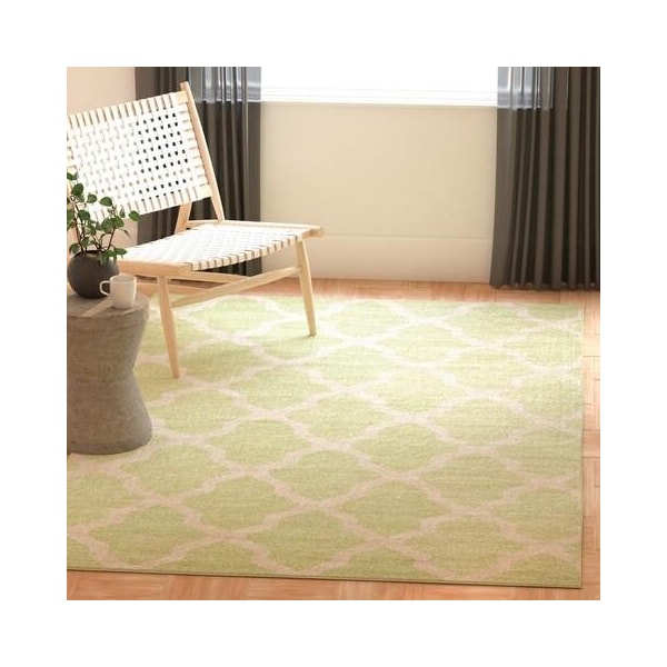 Safavieh 2 x 3 ft. Accent Transitional Cambridge- Light Green and Ivory Hand Tufted Rug - CAM121B-2