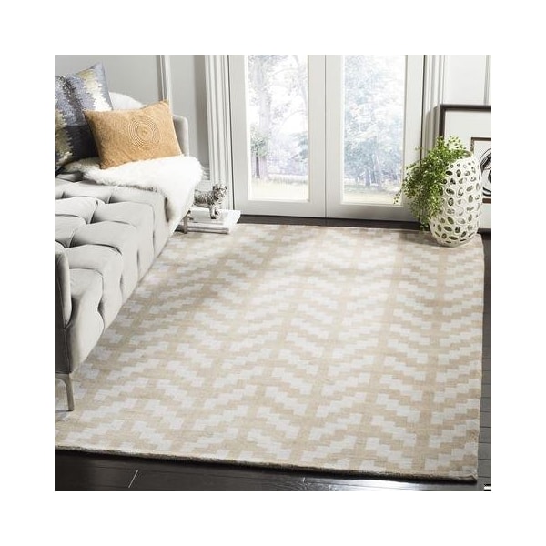 Safavieh Cambridge Hand Tufted Runner Rug- Grey - Taupe- 2 ft. 6 in. x 8 ft. - CAM322A-28